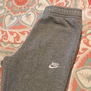 Nike Men’s Small Sweatpants